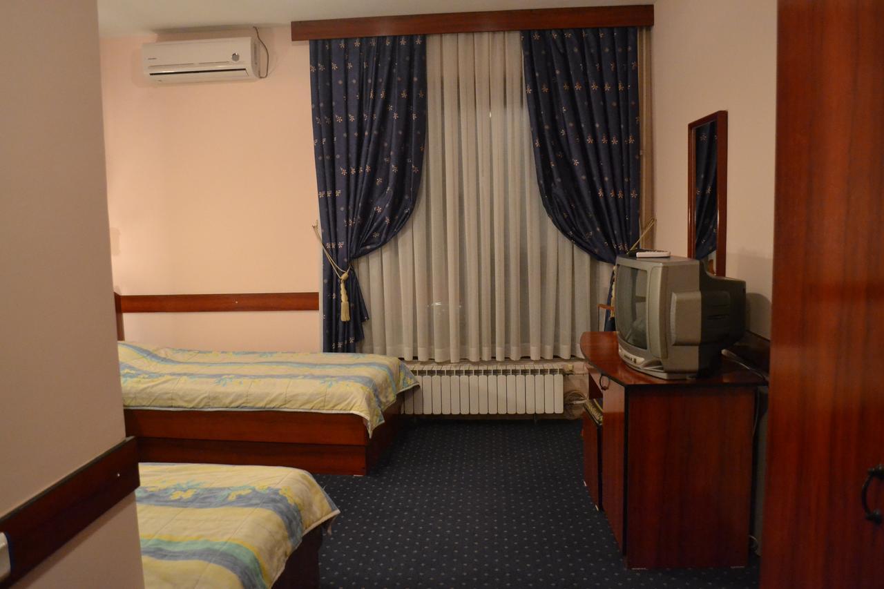 Hotel Mimoza Kumanovo Eksteriør bilde