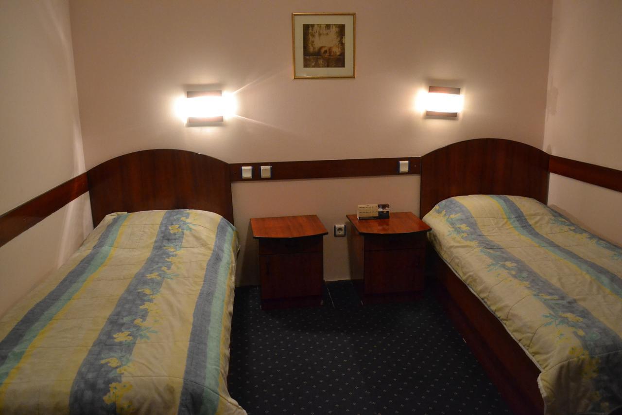 Hotel Mimoza Kumanovo Eksteriør bilde