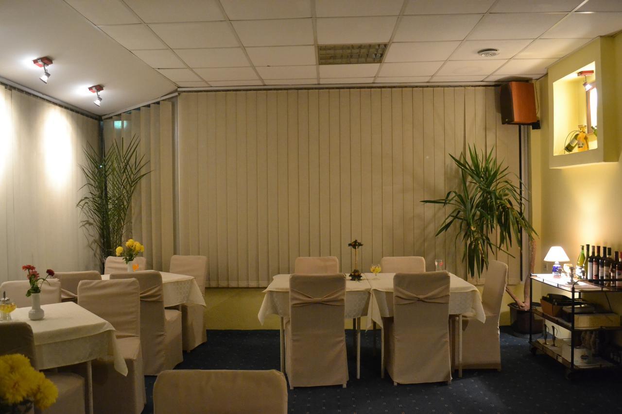 Hotel Mimoza Kumanovo Eksteriør bilde