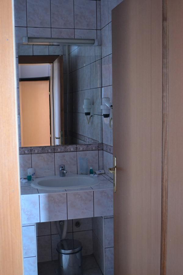 Hotel Mimoza Kumanovo Eksteriør bilde